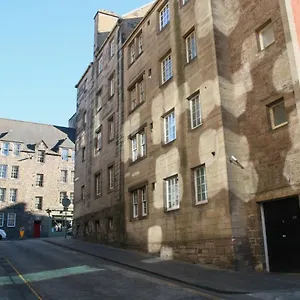 Mid-mile Apartment